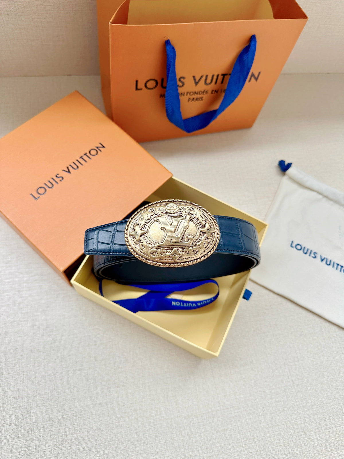 Louis Vuitton LV Western 35MM Reversible Crocodile Leather Belt Blue