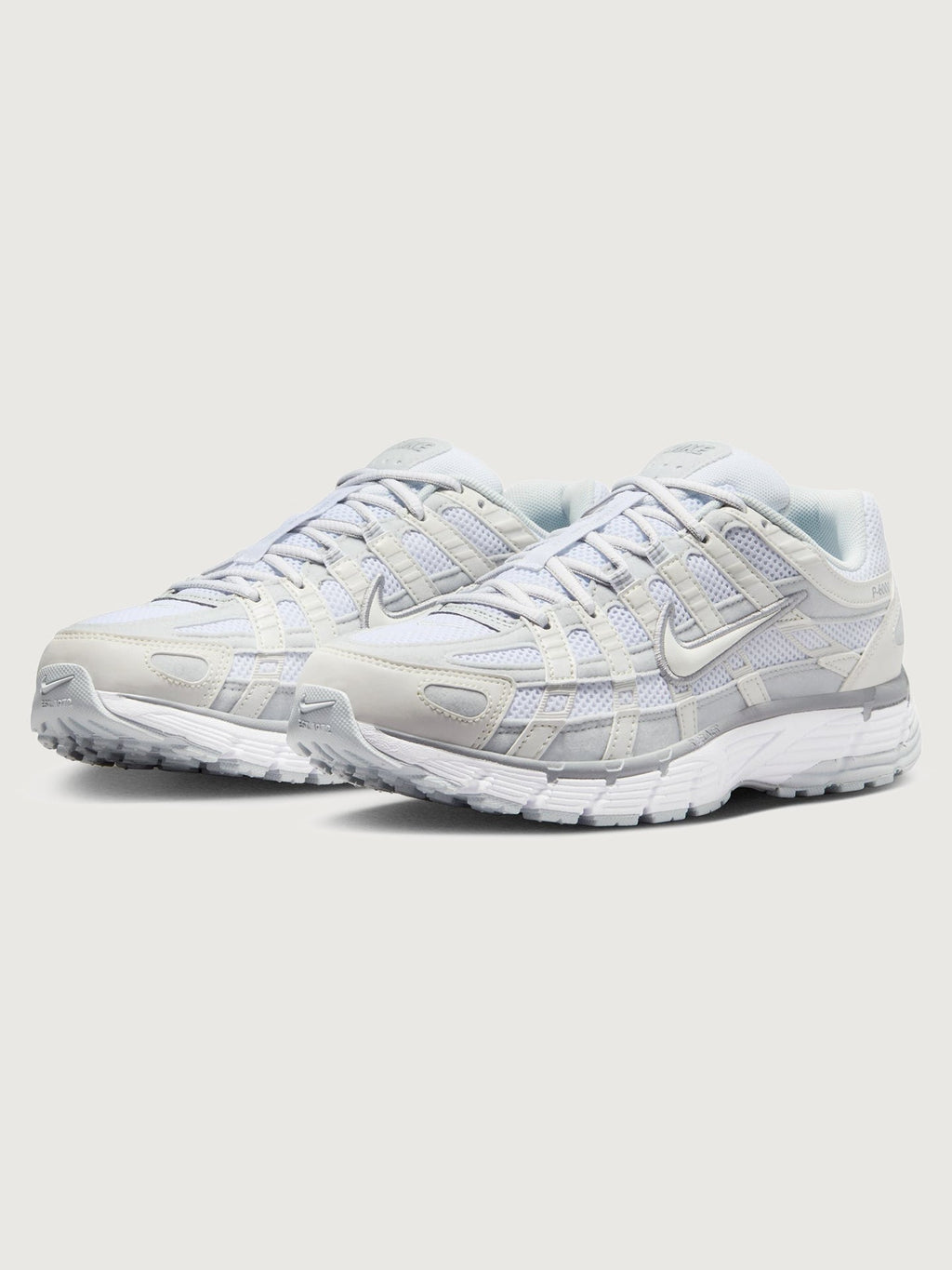 Nike P-6000 - Mtlc Summit White/White-Pure Platinum