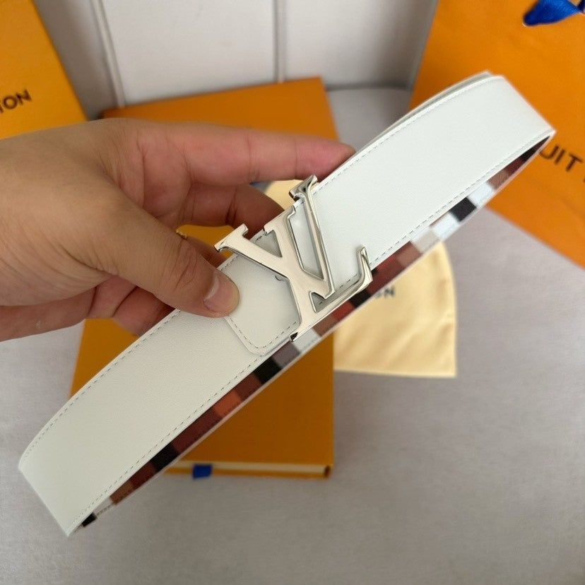 Louis Vuitton LV Initiales 40mm Reversible Belt Cowmooflage