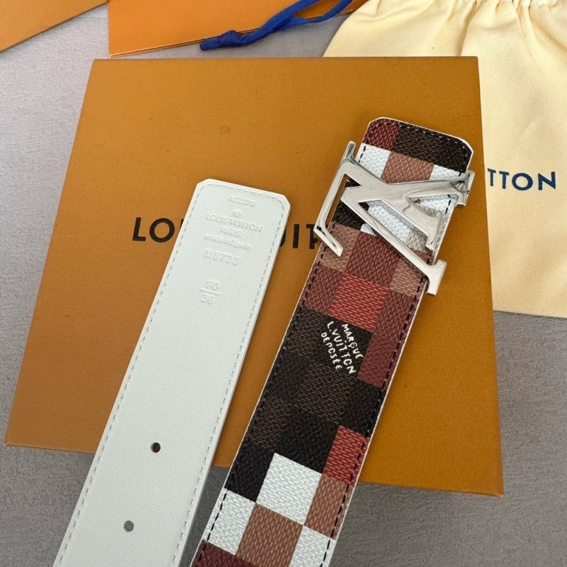 Louis Vuitton LV Initiales 40mm Reversible Belt Cowmooflage