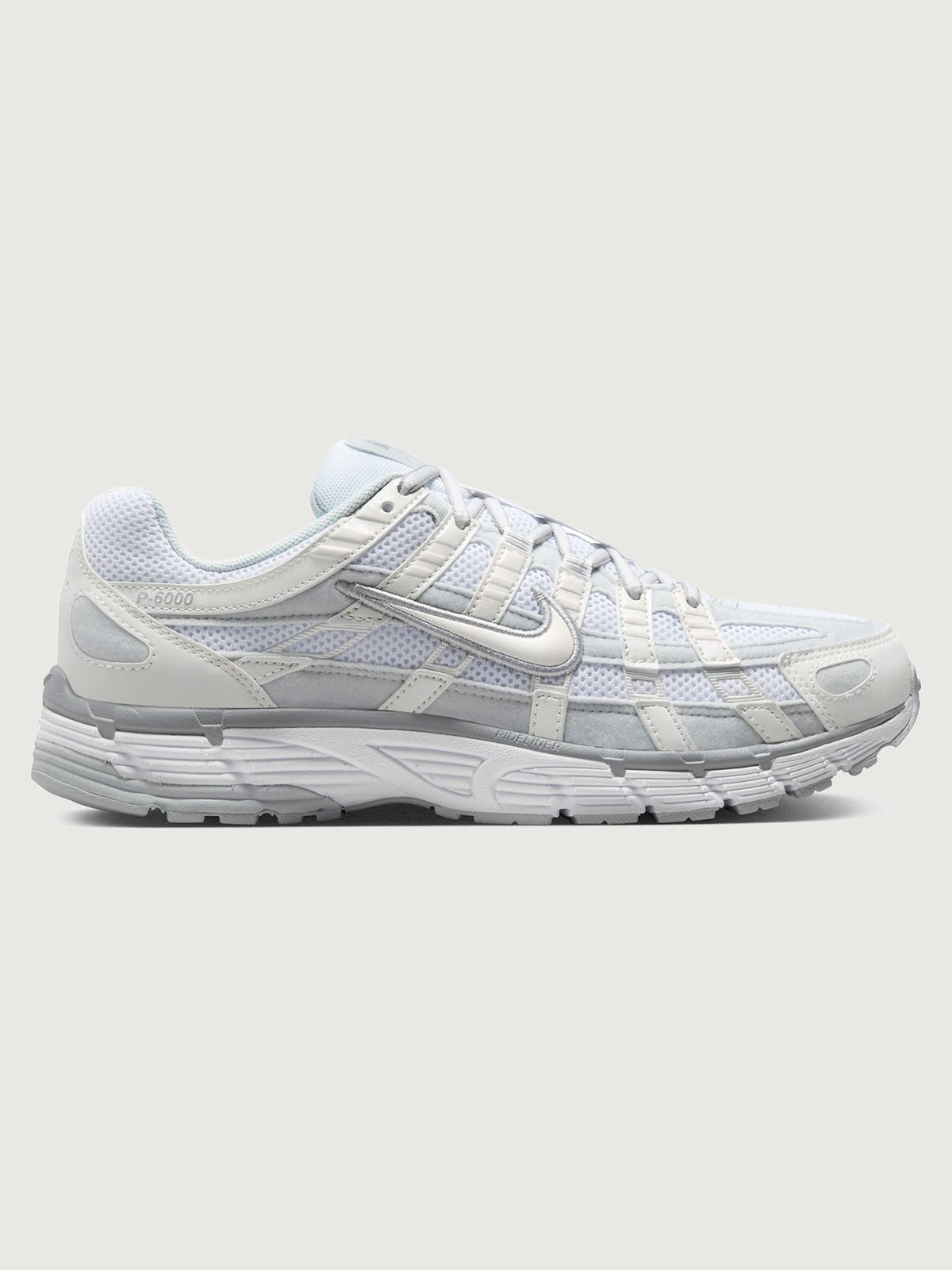 Nike P-6000 - Mtlc Summit White/White-Pure Platinum