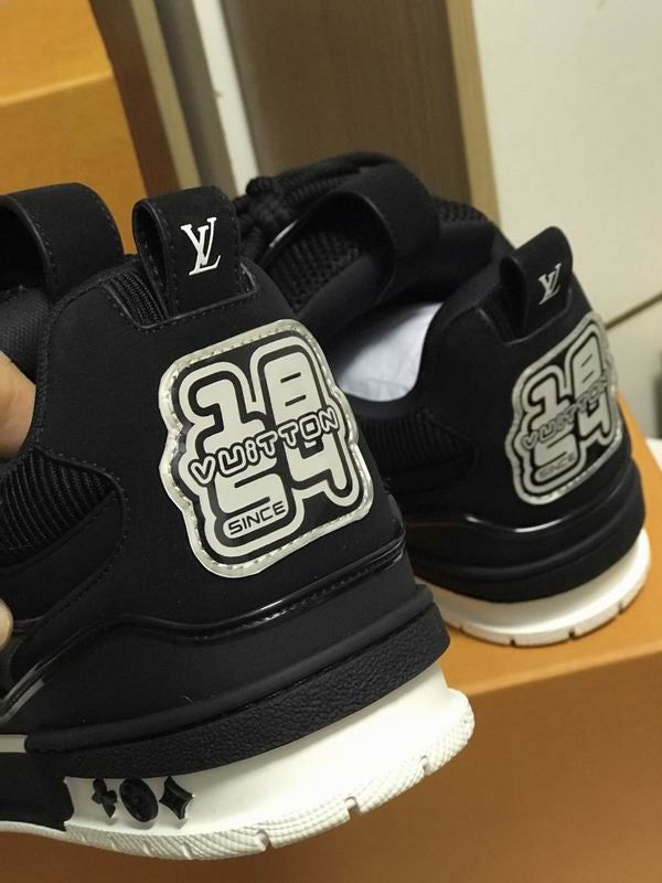 Louis Vuitton skate black