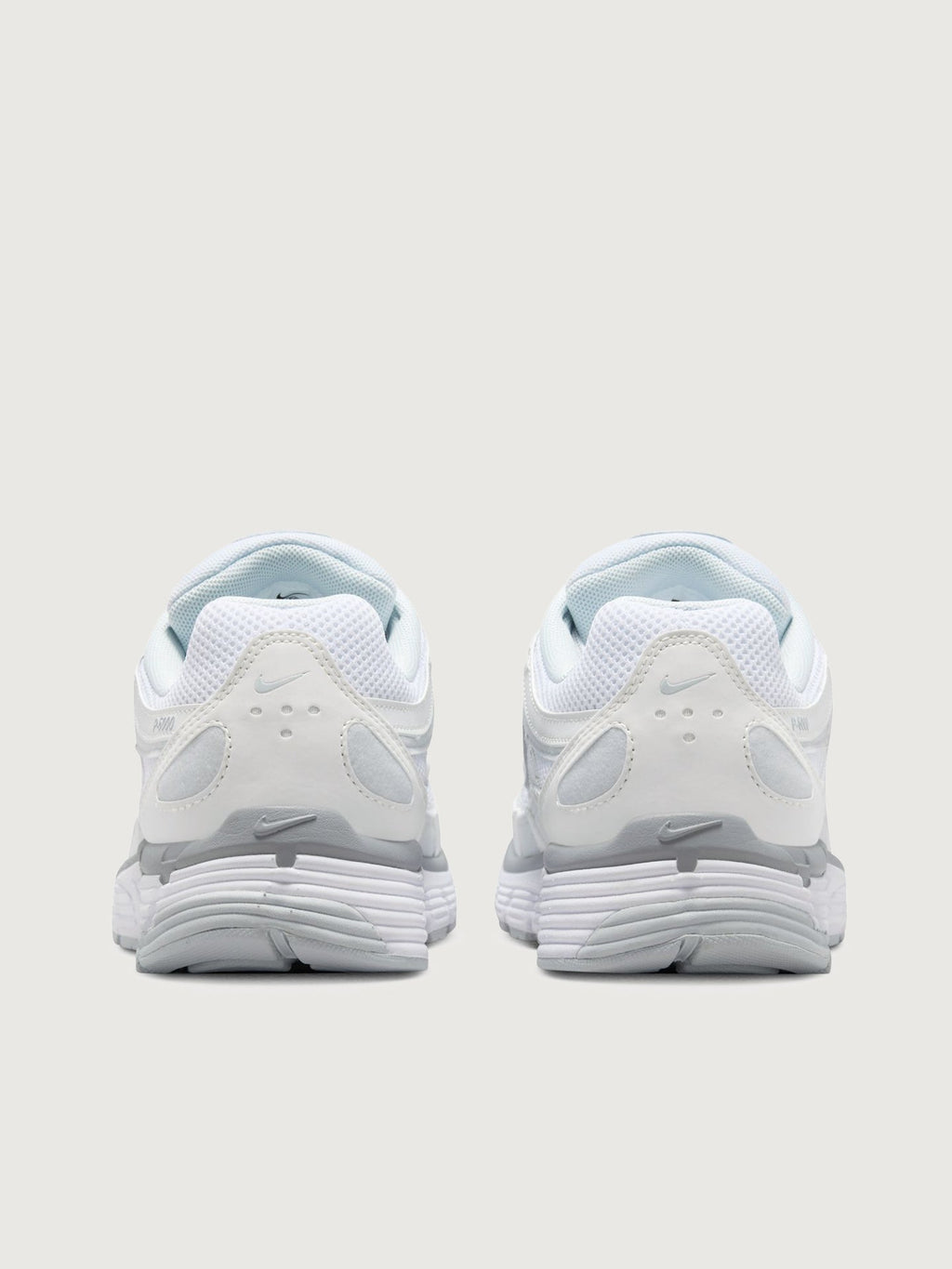 Nike P-6000 - Mtlc Summit White/White-Pure Platinum