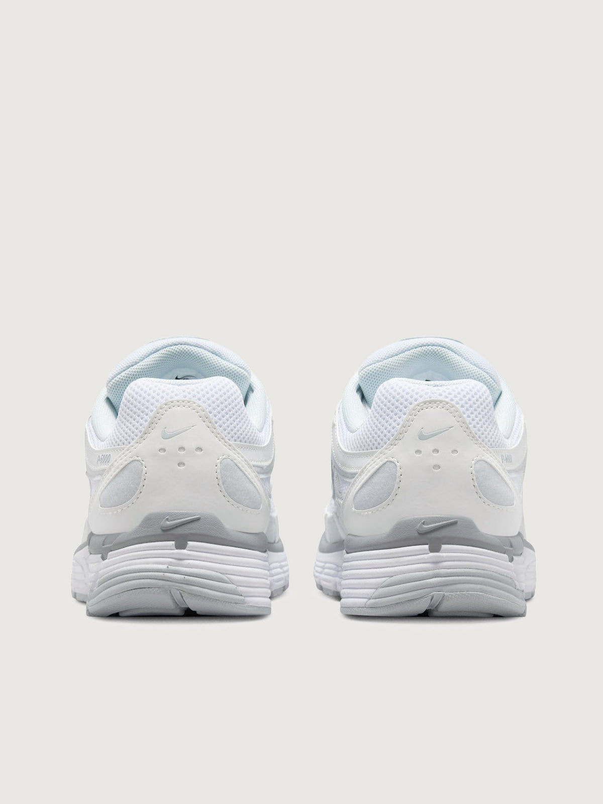 Nike P-6000 - Mtlc Summit White/White-Pure Platinum