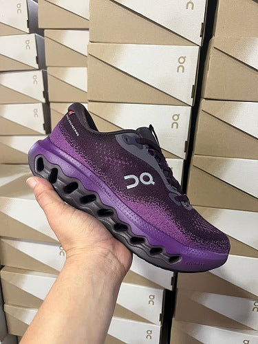 On Cloudsurfer Max Blackberry/Violet