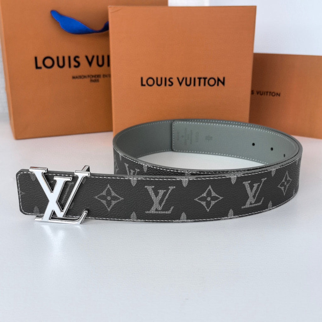 Louis Vuitton LV Initiales 40MM Reversible Belt Monogram Eclipse Reverse