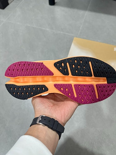 On Cloudsurfer Max Pearl / Tangerine