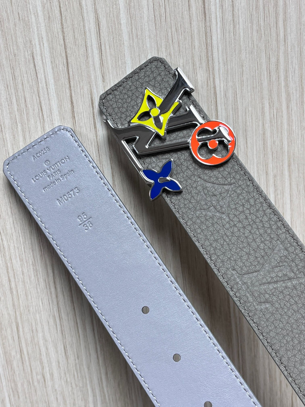 Louis Vuitton LV Initiales 40MM Reversible Belt Grey Blue Patchwork Monogram