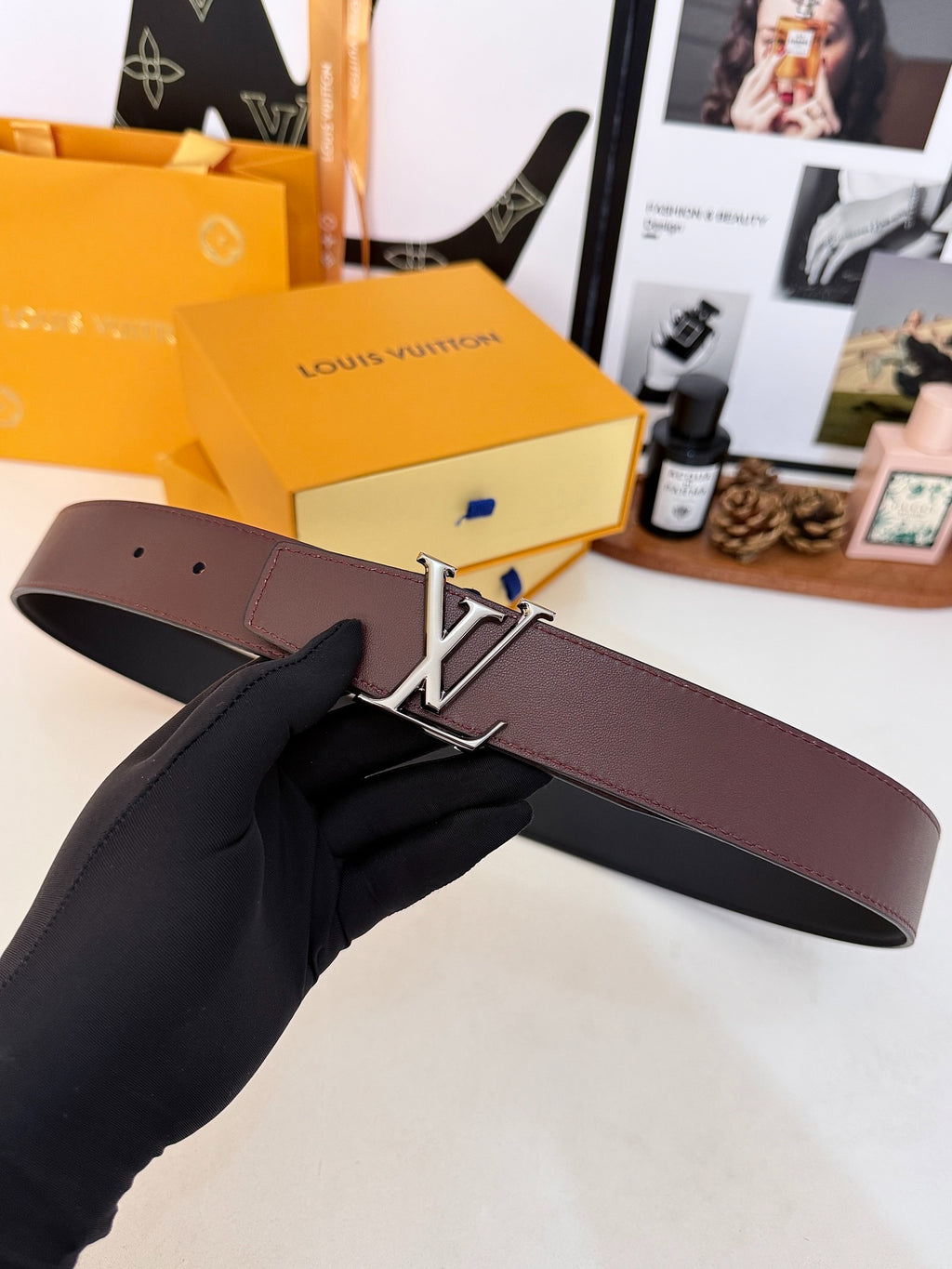 Louis Vuitton LV Initiales 40MM Reversible Belt Black Burgundy