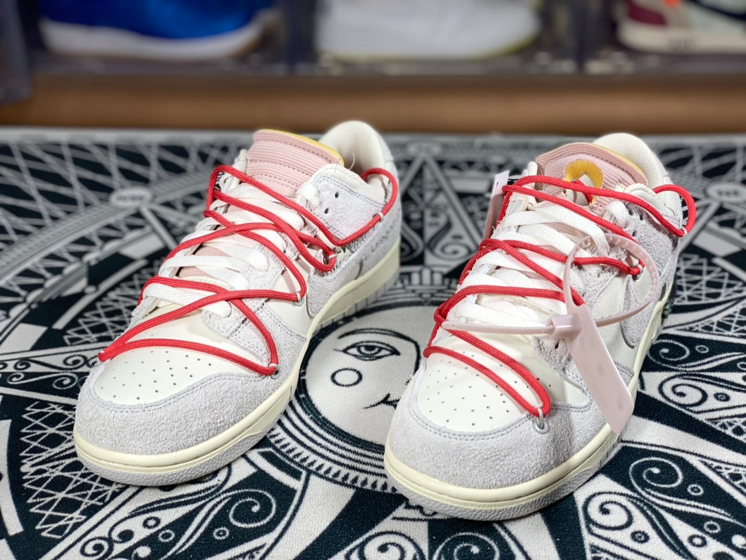 Nike Dunk Low x Off White