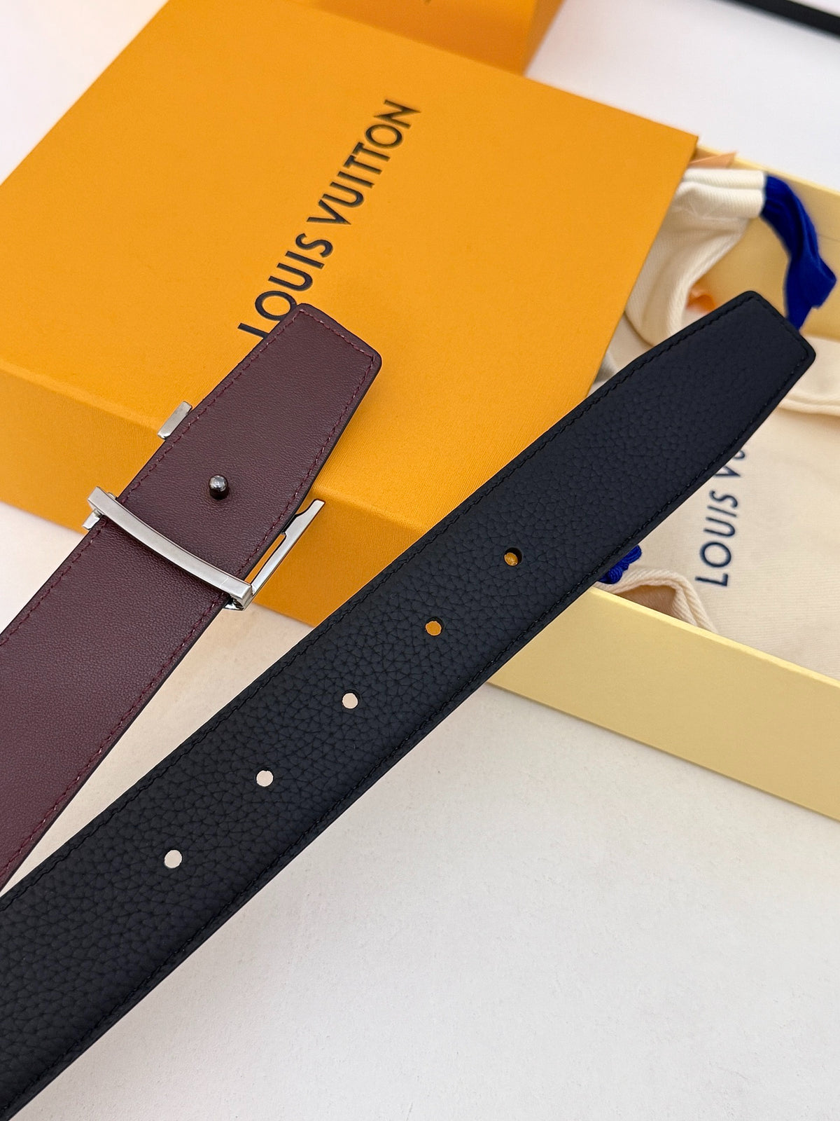 Louis Vuitton LV Initiales 40MM Reversible Belt Black Burgundy