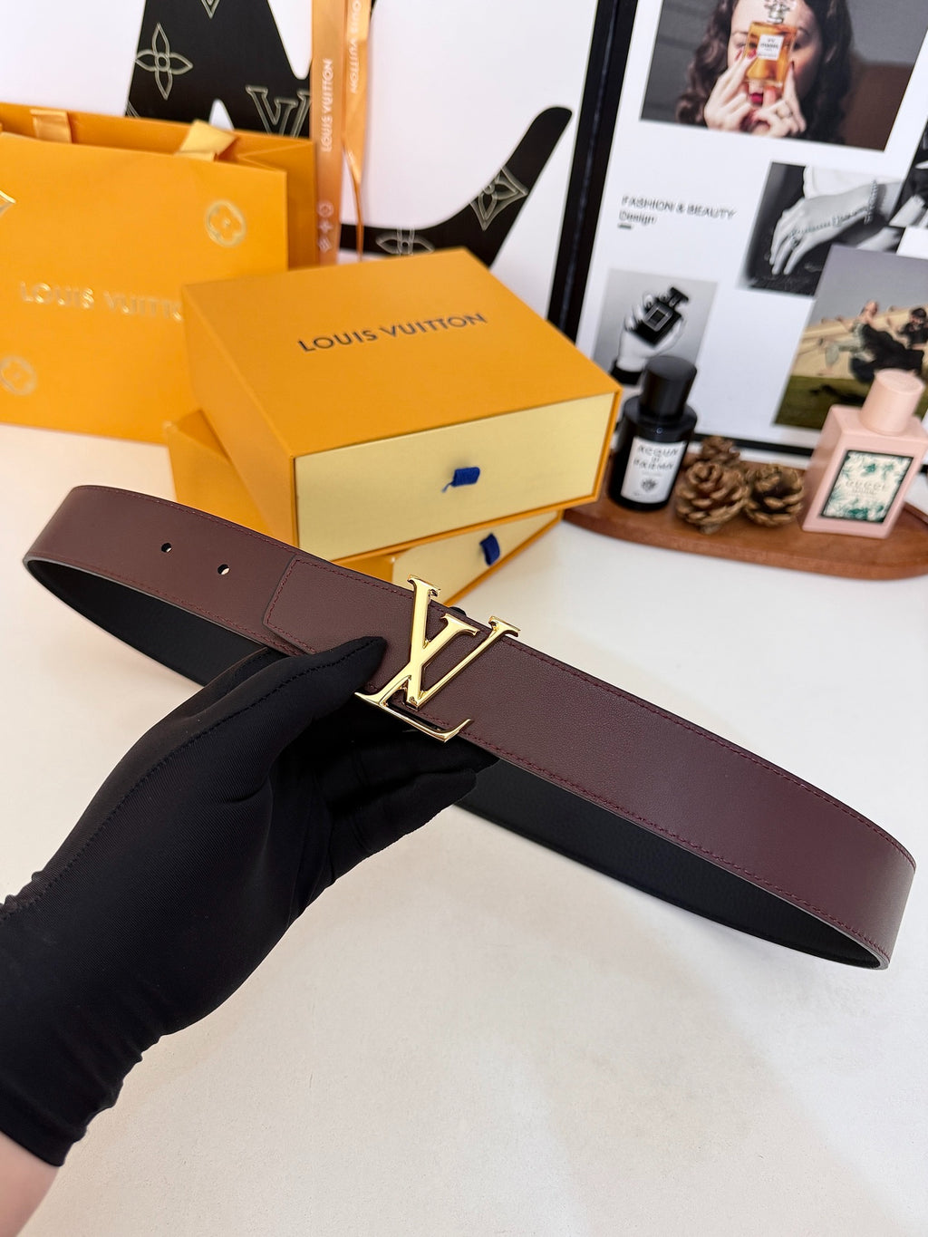Louis Vuitton LV Initiales 40MM Reversible Belt Black Burgundy