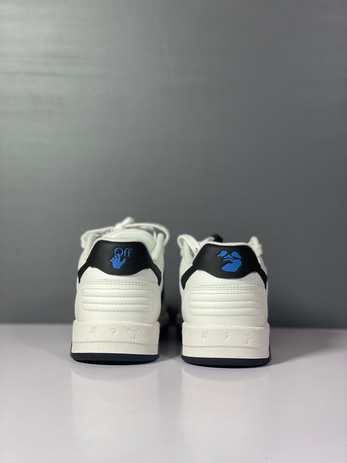 OFF-WHITE Out Of Office