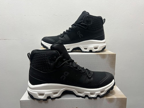 On Cloudrock Mid Waterproof Black/White