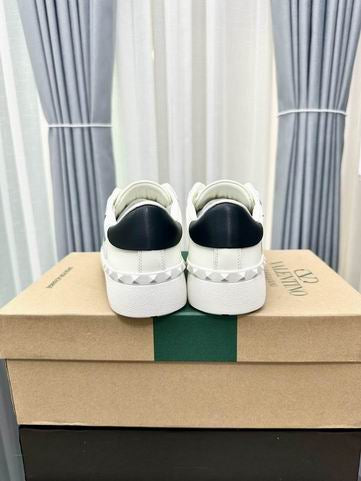 Valentino Garavani Rockstud