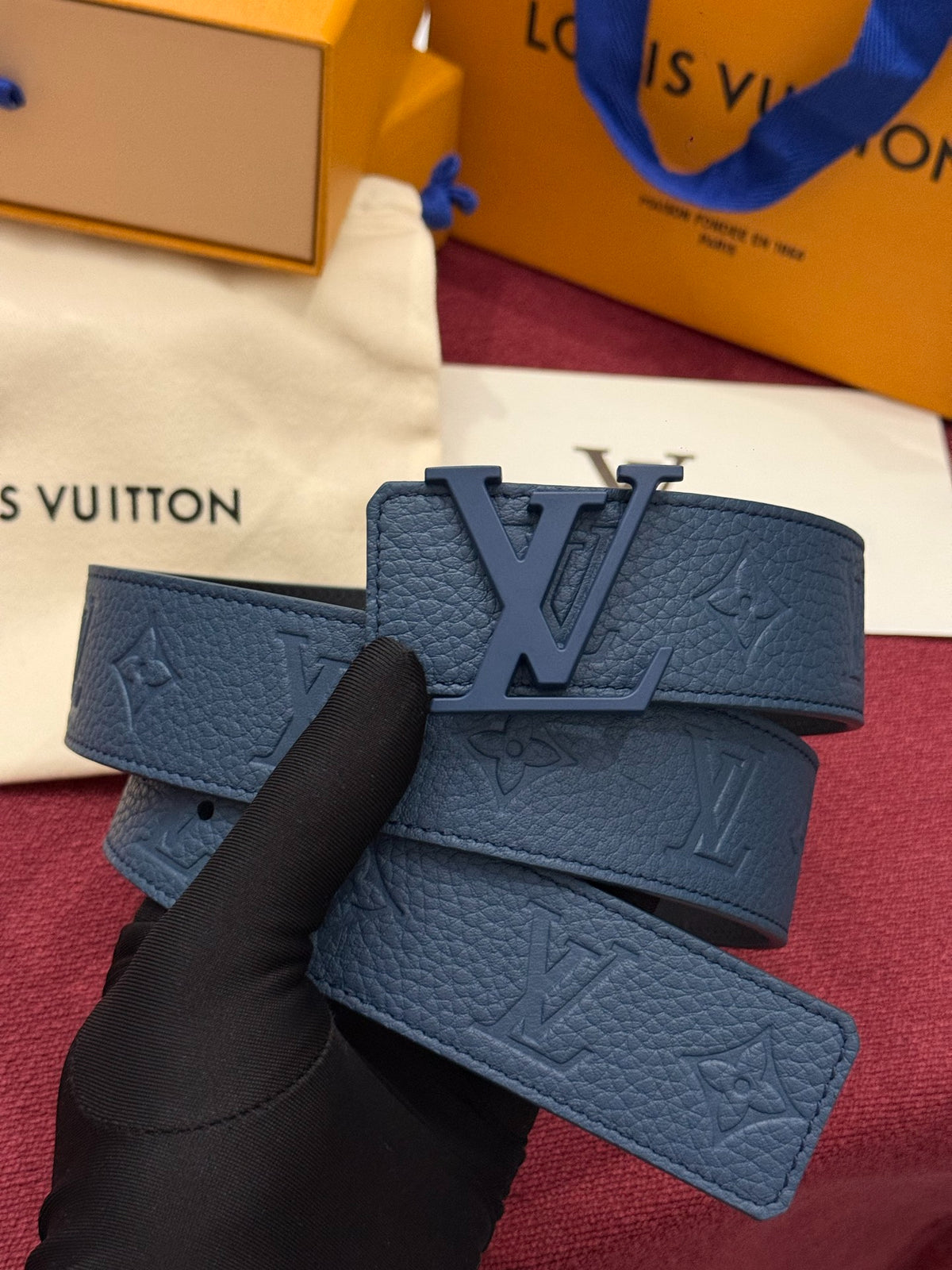 Louis Vuitton LV Taurillon 40MM Reversible Belt Navy Blue Hardware