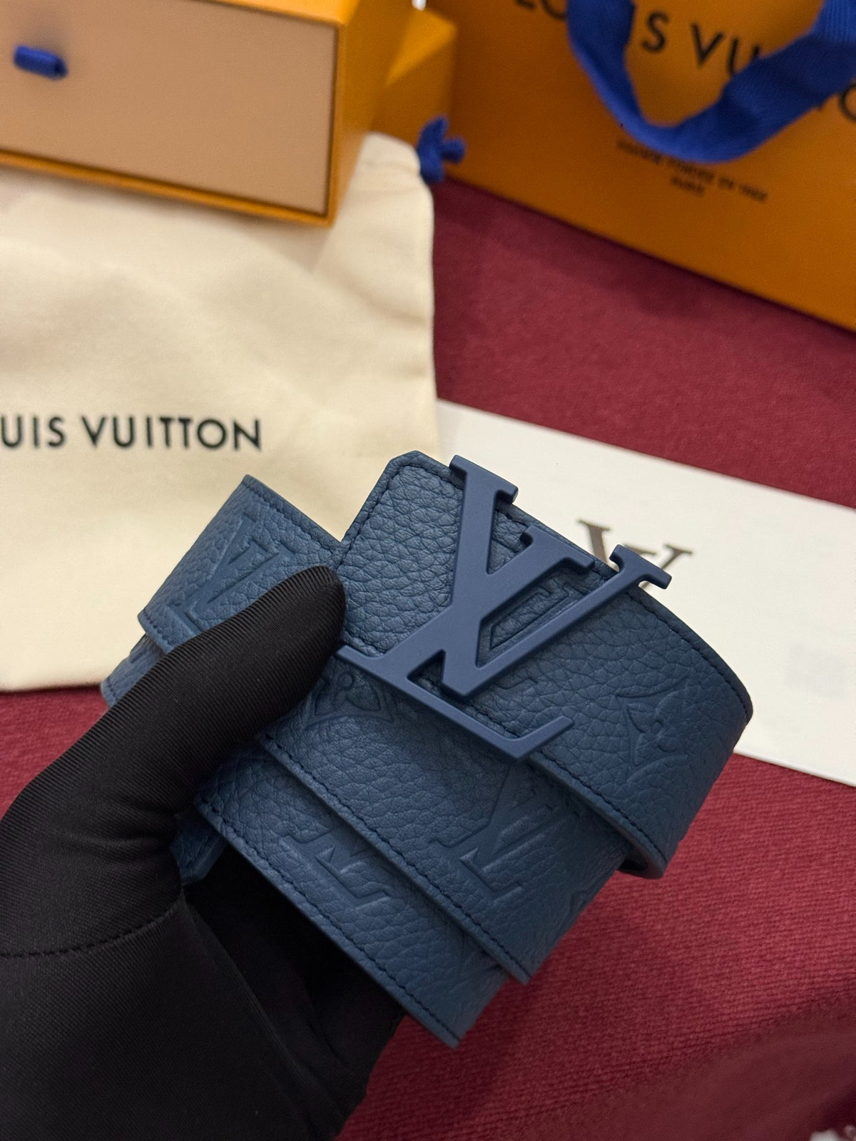 Louis Vuitton LV Taurillon 40MM Reversible Belt Navy Blue Hardware