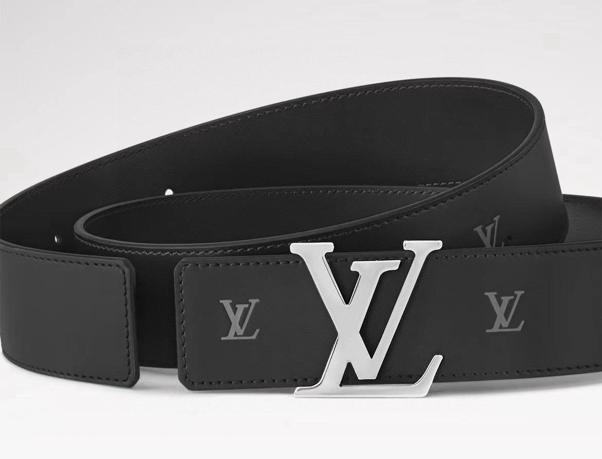 Louis Vuitton LV Initiales Blason 40MM Reversible Belt