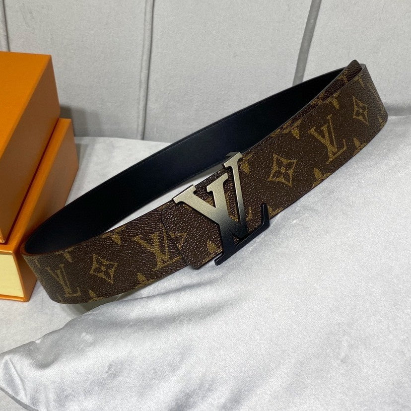 Louis Vuitton LV Initiales 40MM Reversible Belt Monogram Gradient Brown
