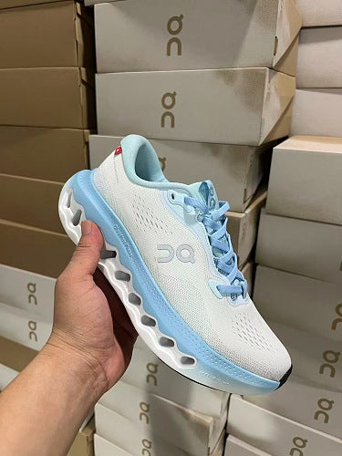On Cloudsurfer White/Ice/Blue