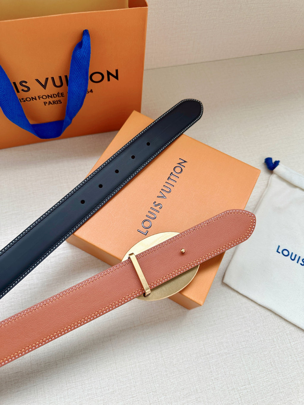Louis Vuitton LV Shield 40MM Reversible Belt