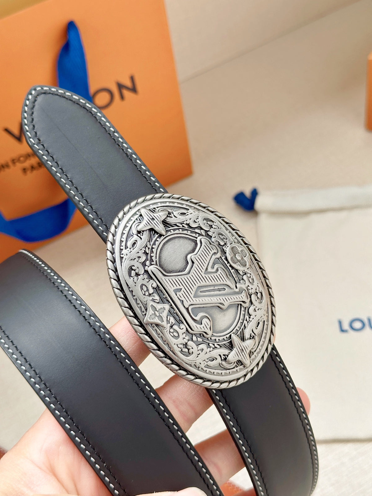 Louis Vuitton LV Shield 40MM Reversible Belt