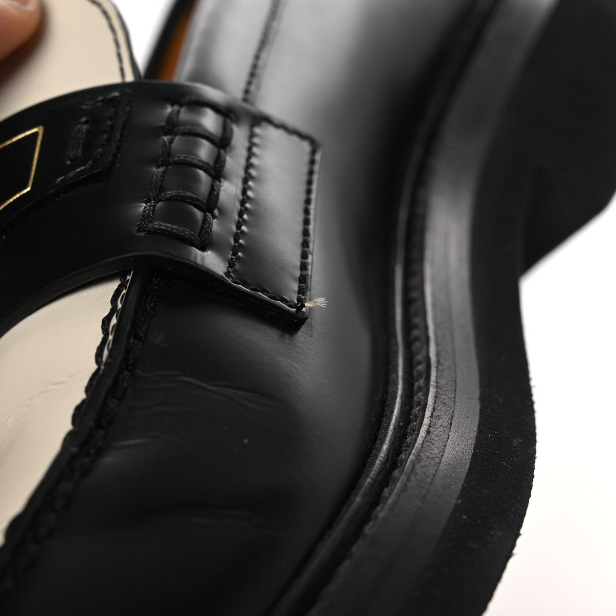 CHRISTIAN DIOR BRUSHED CALFSKIN BOY LOAFER BLACK WHITE