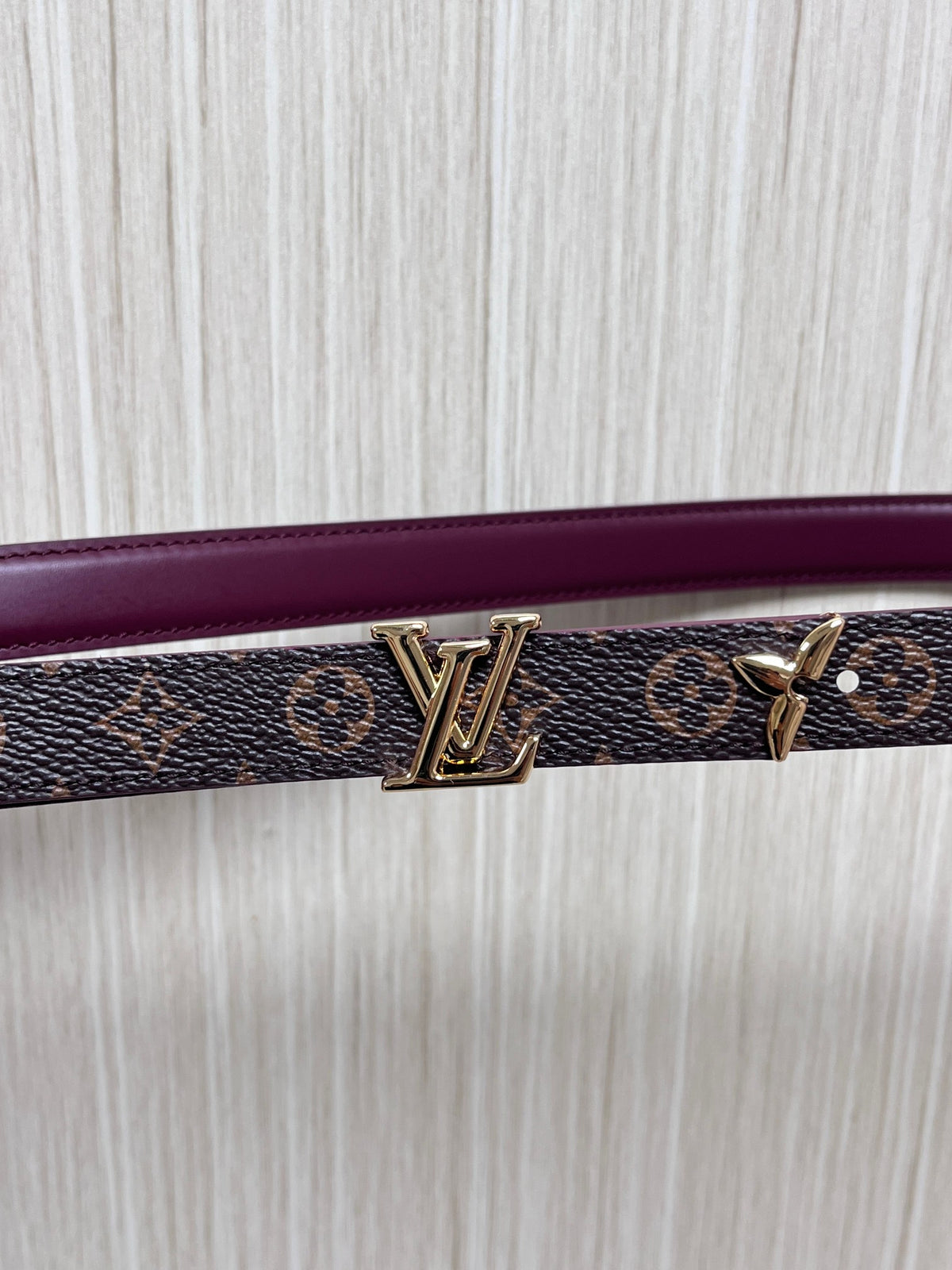 Louis Vuitton Pretty LV 20MM Reversible Belt Burgundy Monogram