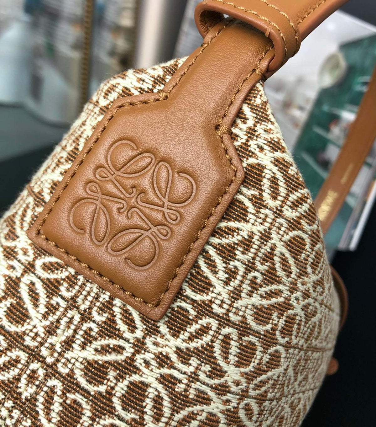 Borsa Loewe