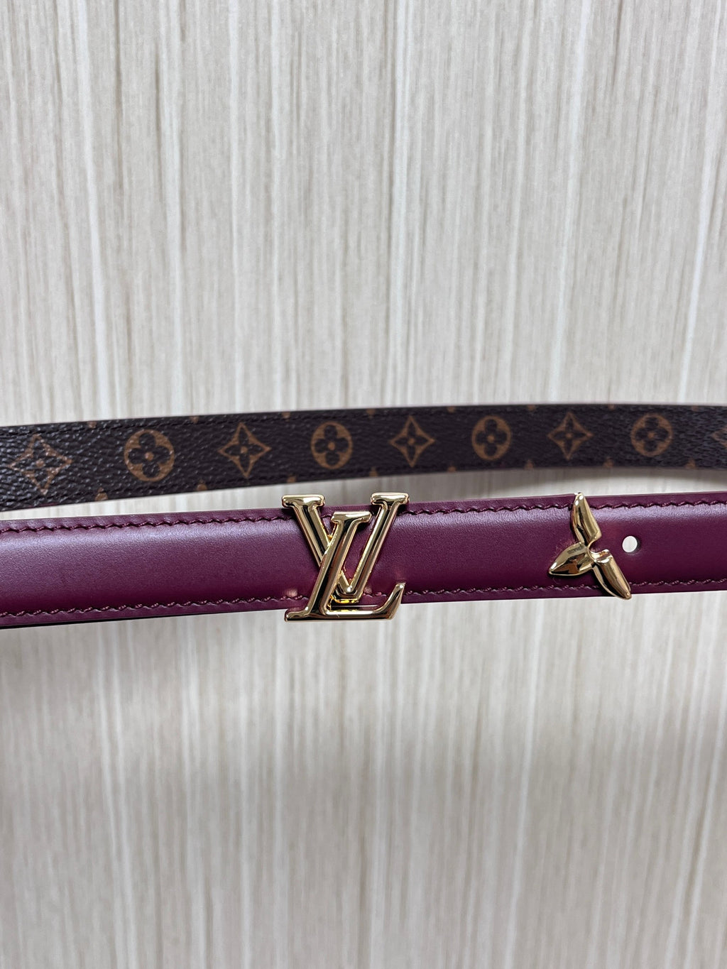 Louis Vuitton Pretty LV 20MM Reversible Belt Burgundy Monogram