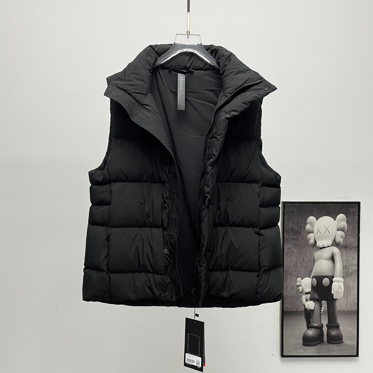 lululemon Wunder Puff Water-Repellent Down Puffer Vest in Black