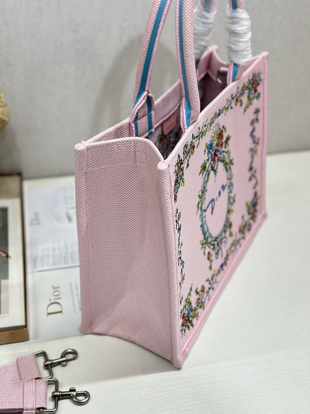 CD Medium Dioriviera Book Tote Pink Embroidered Canvas 158040