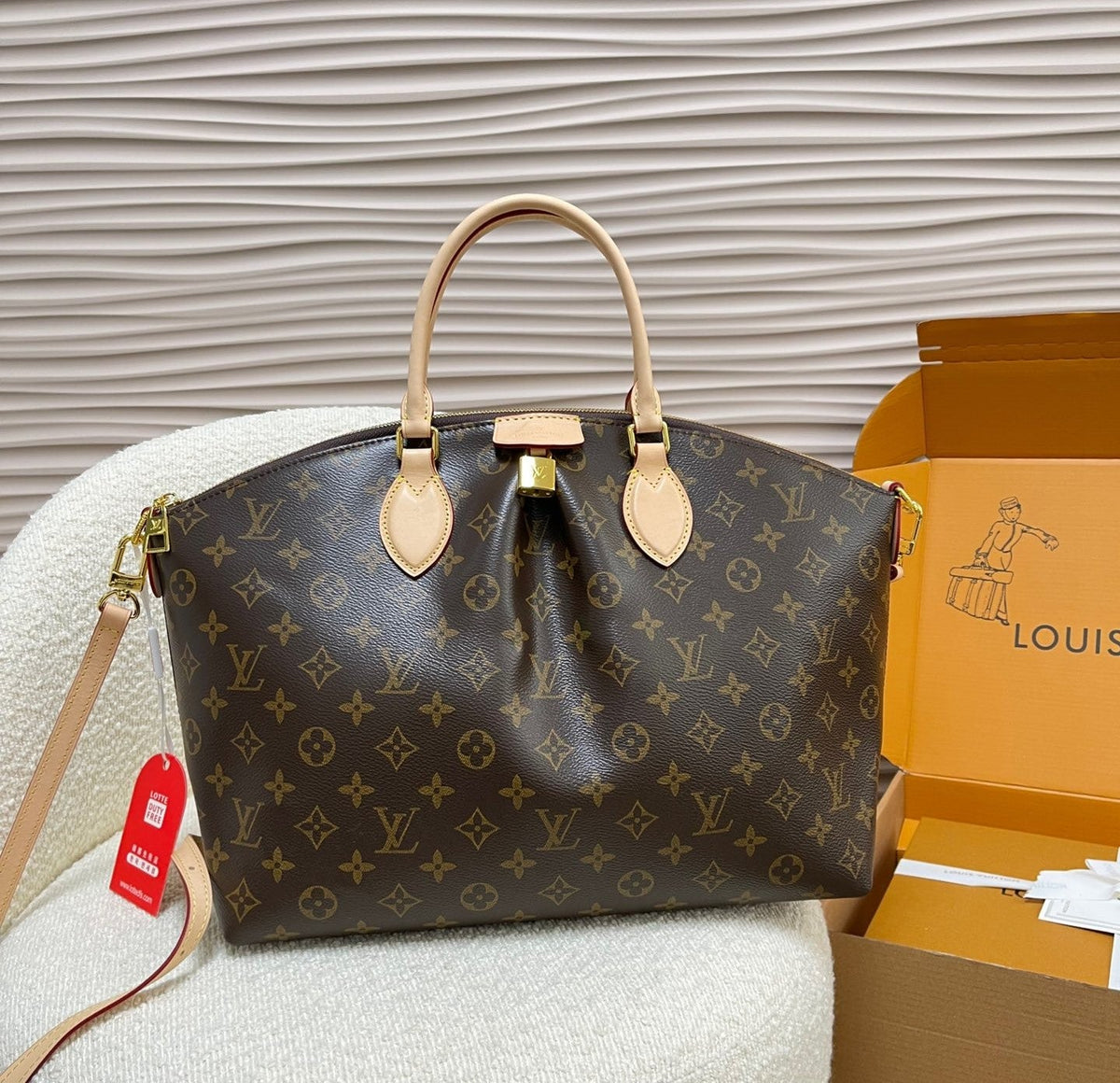 Louis Vuitton 21st Century Monogram Boetie PM satchel 32 x 13 x 29 cm