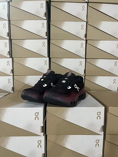 On Cloudsurfer Max Black/Burgundy