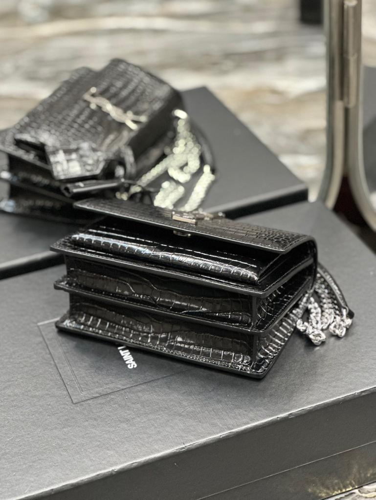Borsa YSL