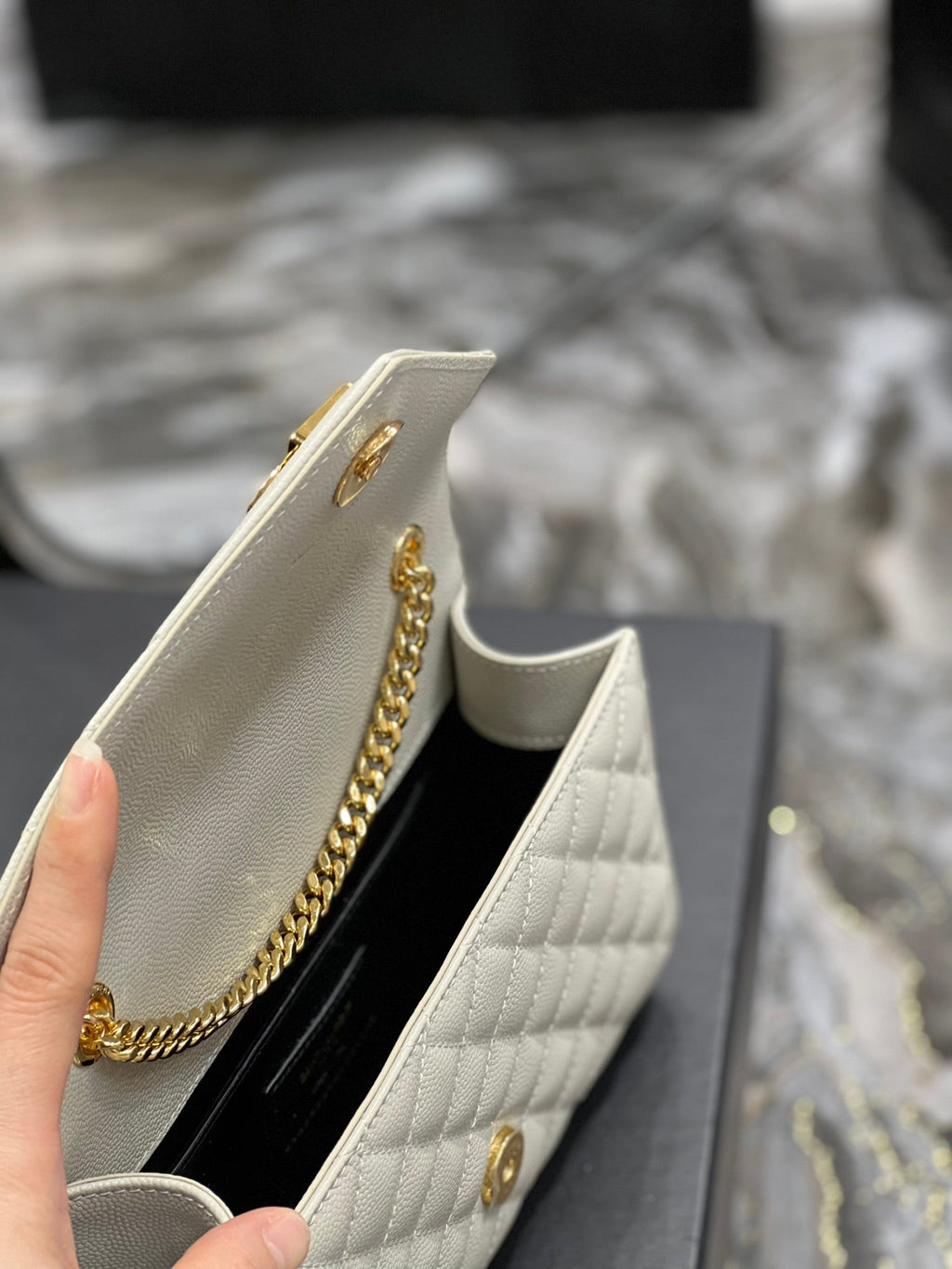 Borsa YSL