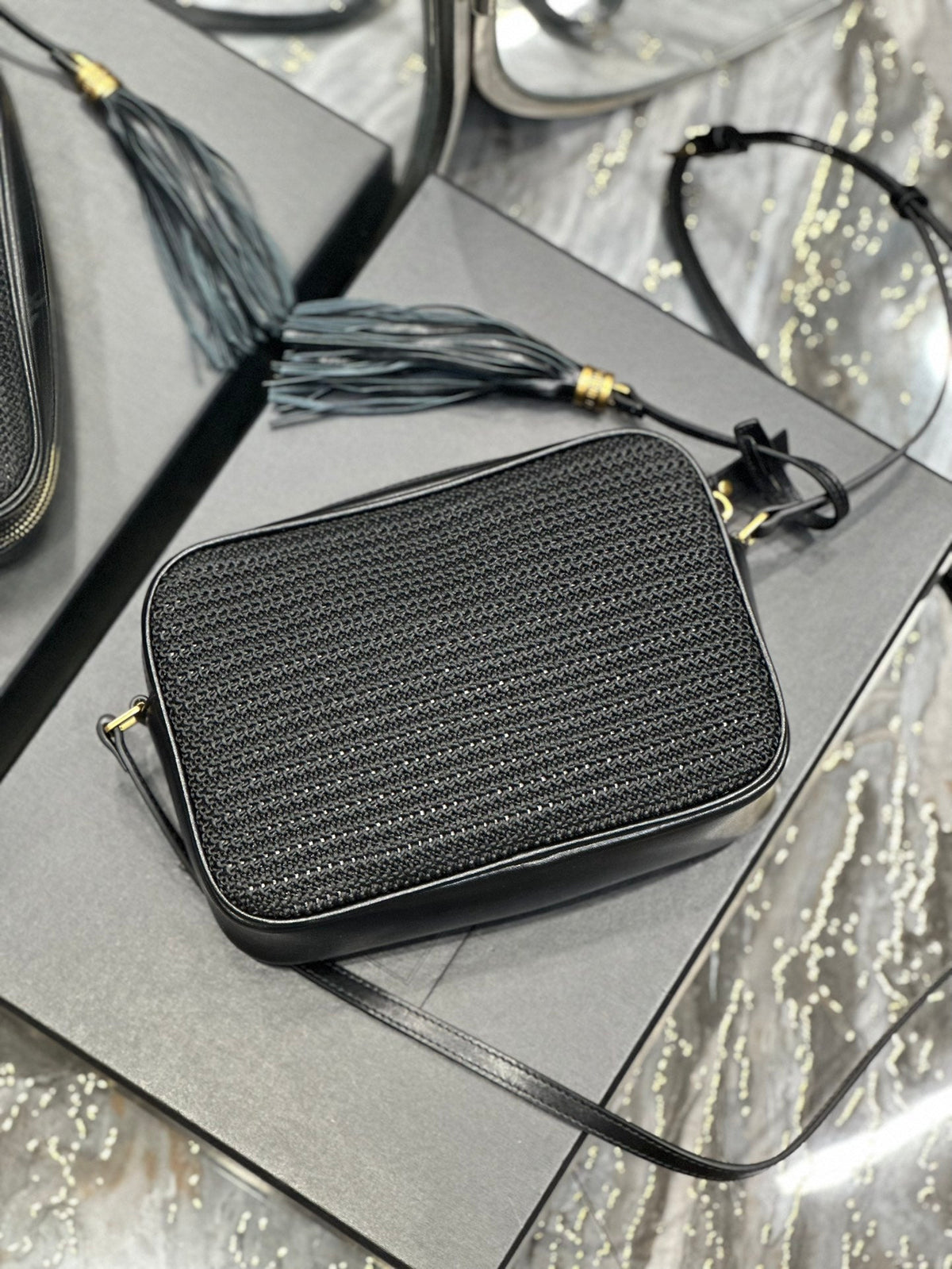 Borsa YSL
