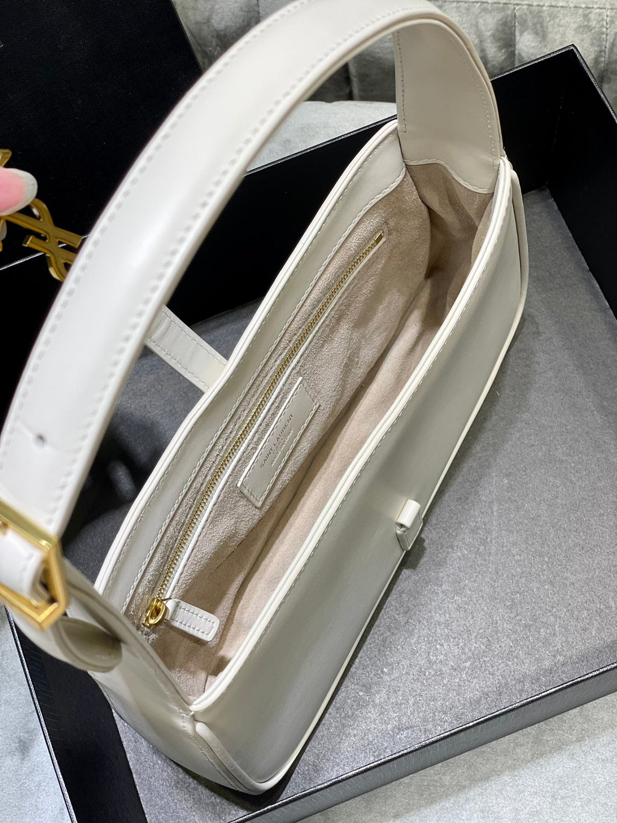 Borsa YSL