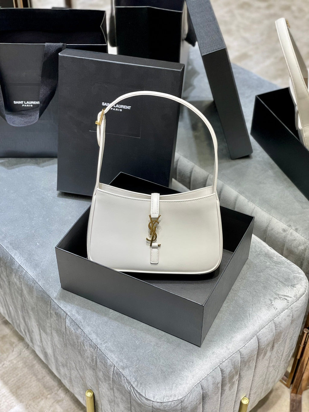 Borsa YSL
