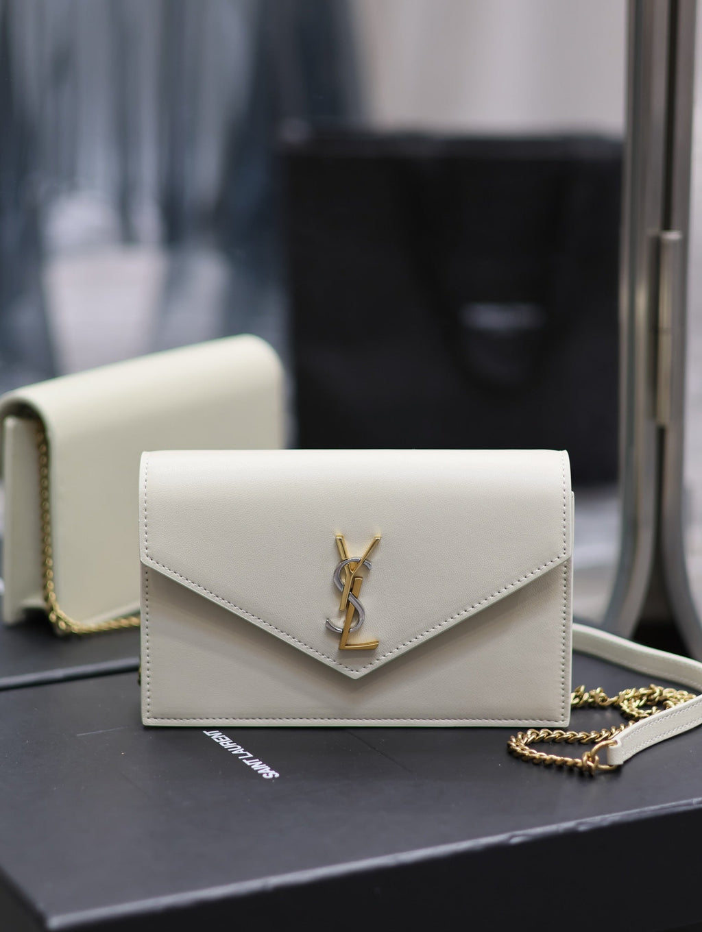 Borsa YSL