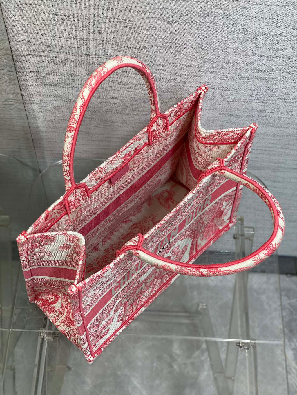 medium dioriviera book tote 36 red tiger embroidery canvas