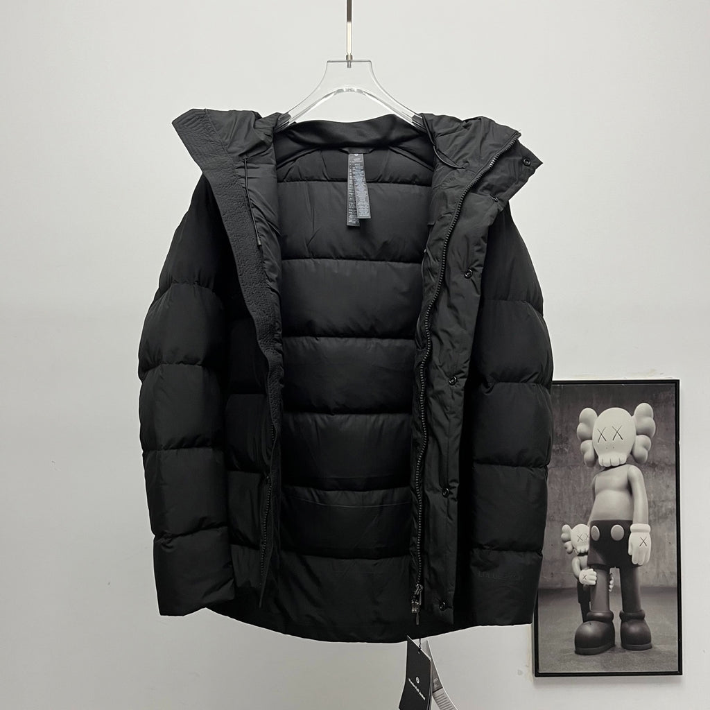 lululemon Men's Wunder Puff Water-Repellent Down Puffer Jacket in Black