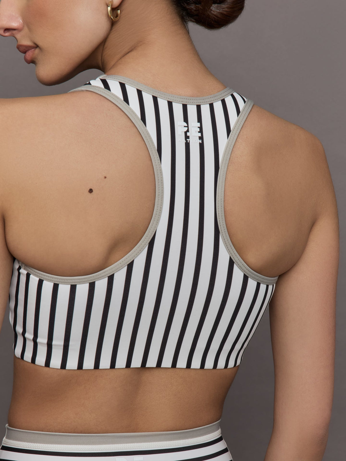 Stellar Sports Bra - Whisper White Stripe