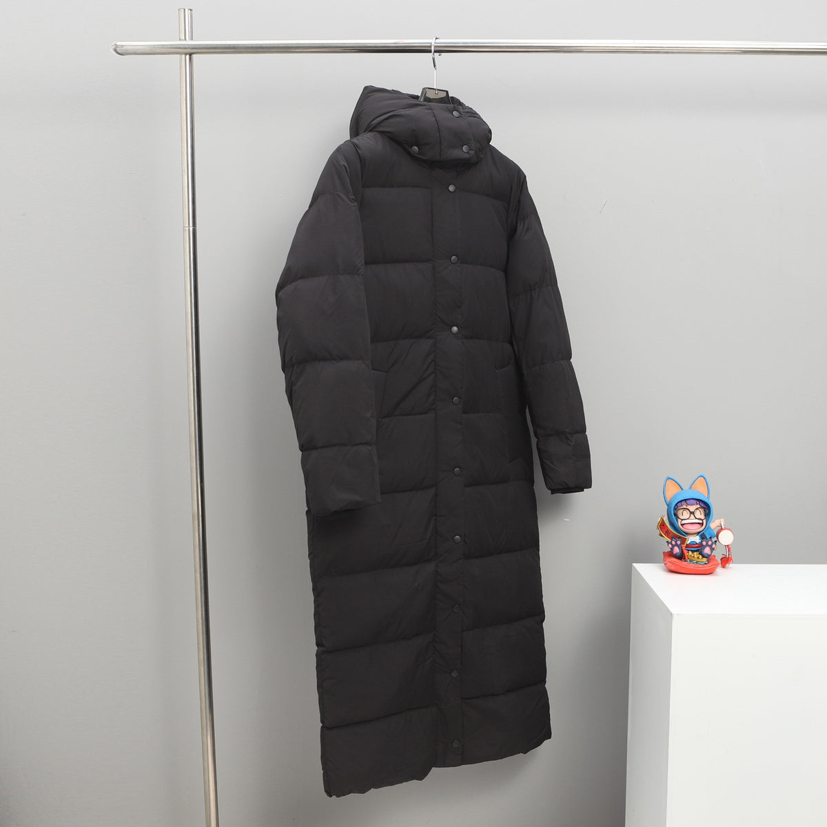 lululemon Women's Wunder Puff Water-Repellent Long Down Parka in Black