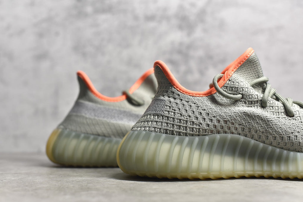Yeezy 350 v2 17