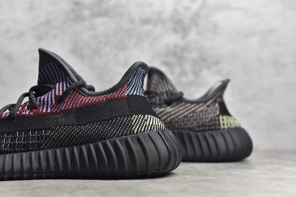 Yeezy 350 v2 14