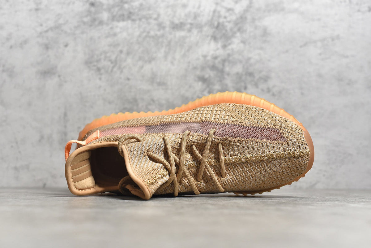 Yeezy 350 v2 07