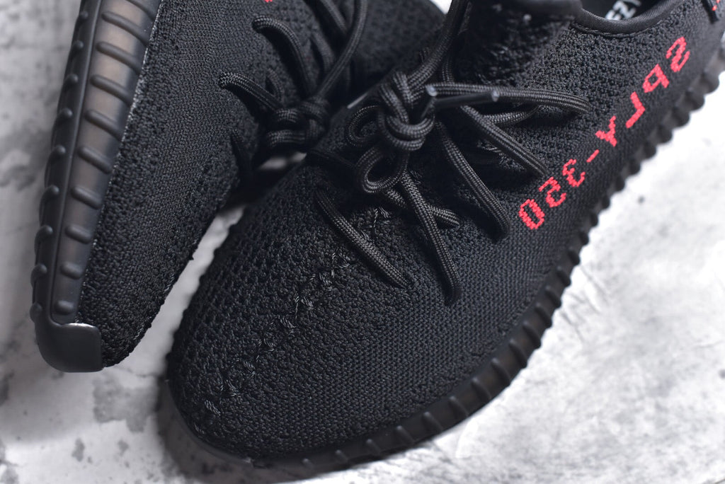 Yeezy 350 v2 04