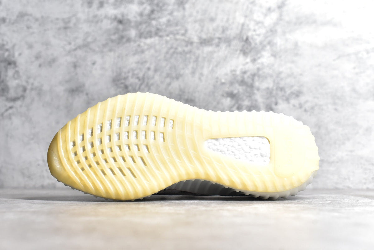 Yeezy 350 v2 03