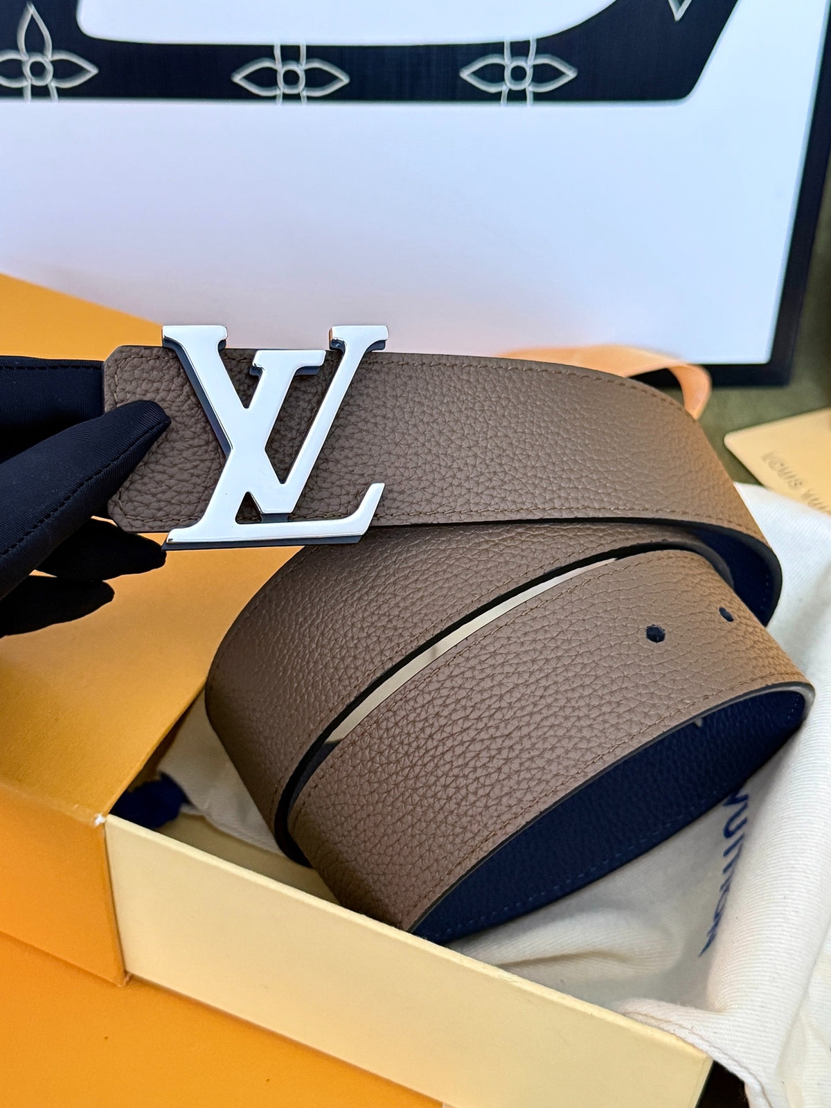 Louis Vuitton LV Initiales 40MM Reversible Belt Khaki Taupe